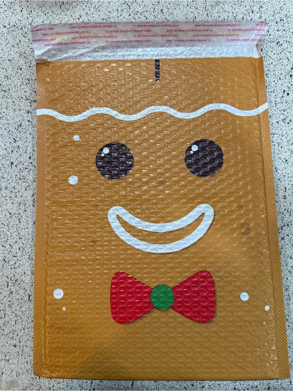 50 Pack of 10x13 Holiday Bubble Mailers - 25 Santa Face and 25 Gingerbread Man - Picture 9 of 11